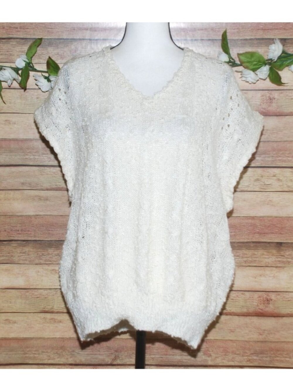 VTG 80's Queen Bee Oversized Ivory  Sweater Size 44 US M Neutral Sleeveless Vest